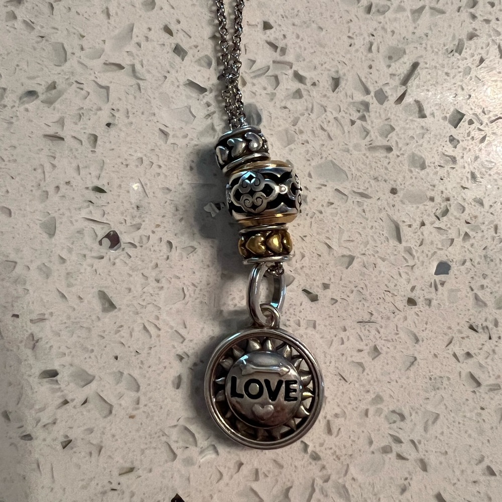 2023 Brighton Vivi Medium charm necklace
